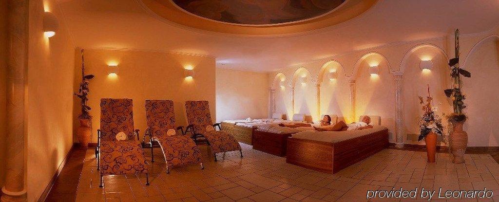 Hotel Des Alpes Самнаун Екстериор снимка
