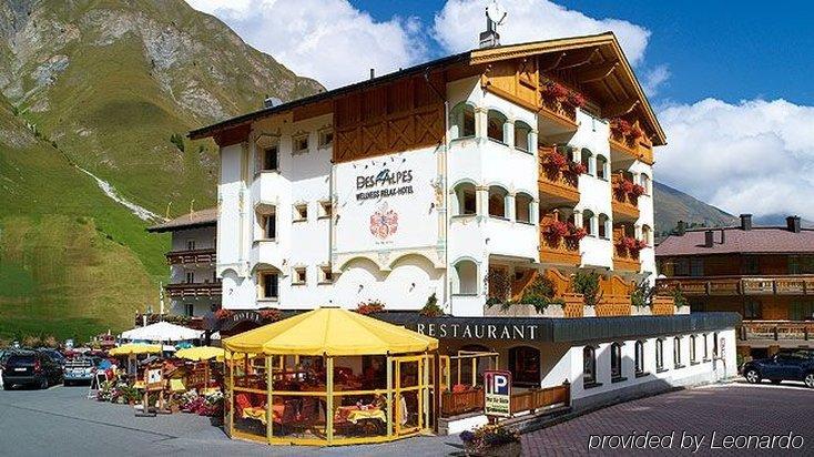 Hotel Des Alpes Самнаун Екстериор снимка