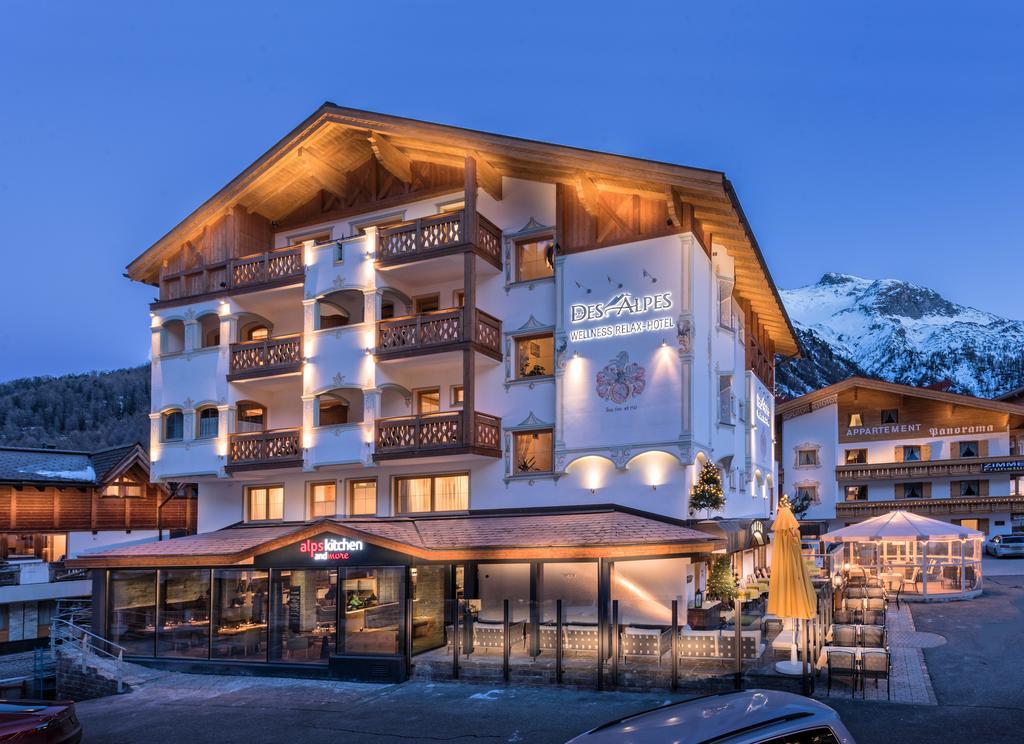 Hotel Des Alpes Самнаун Екстериор снимка